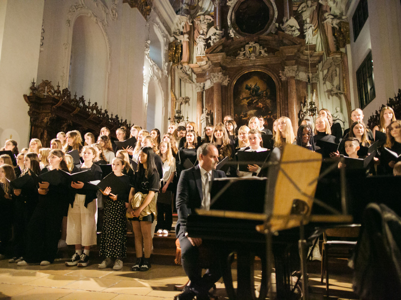 Live-Musik am Domplatz: Chor des Körnergymnasiums Linz