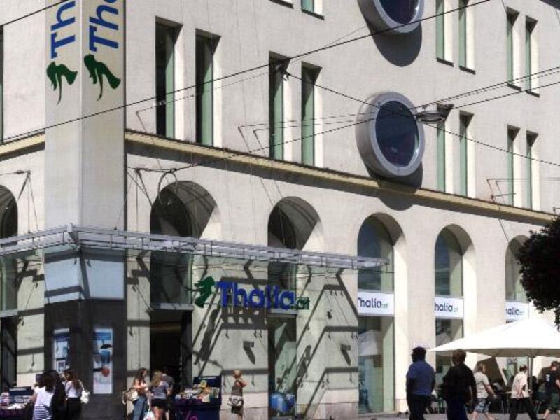 book club Linz – December Fiction Read "The Emperor of Gladness" by Ocean Vuong