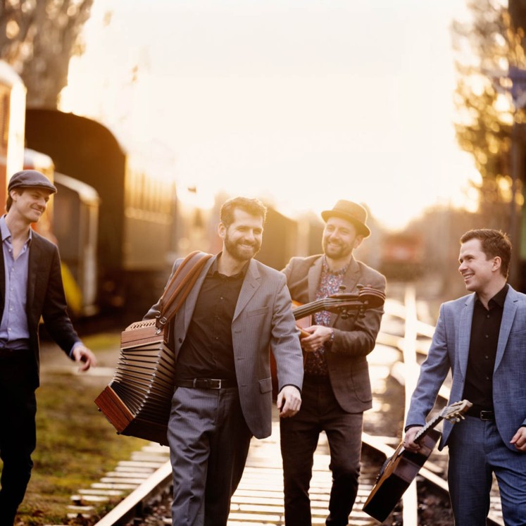 Serenaden: Schneeberger & Bakanic Quartett – Avanti Avanti