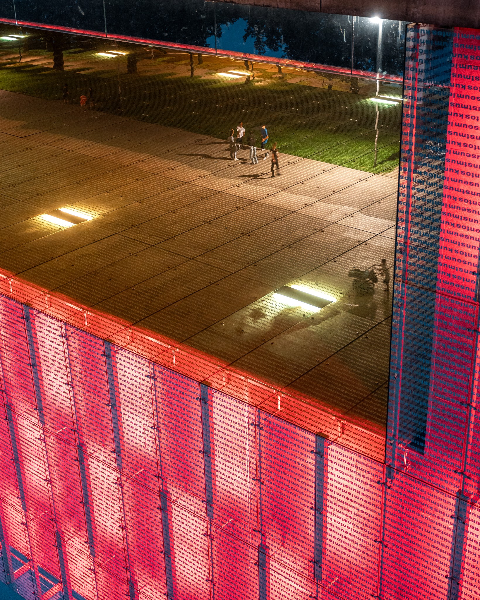 Führung: Mädchen*Sein!?