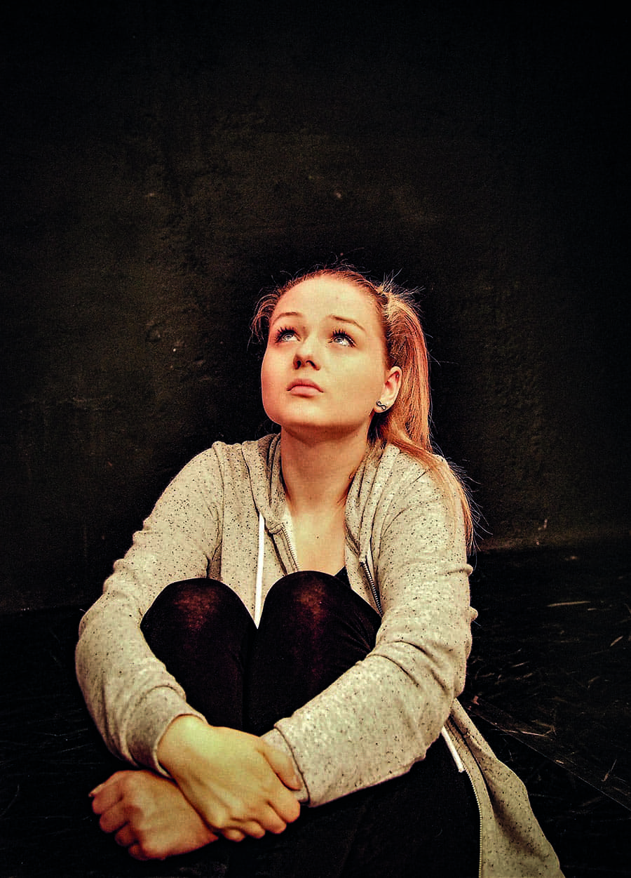 OUT! – Gefangen im Netz