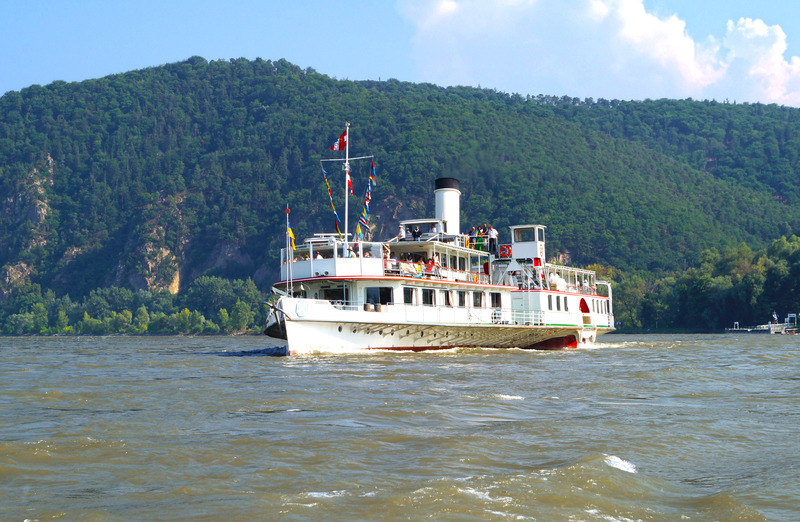 Dampfschiff Schönbrunn: Schifffahrt zum Kirtag nach Obermühl