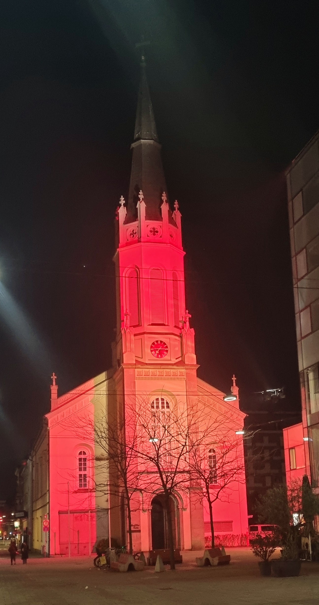 image_0