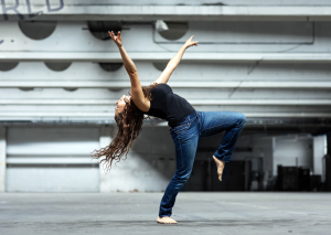 Dance into Presence (Tanz & Stimme)