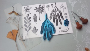 Naturformen als Stempel schnitzen