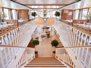 Brunch an Bord des Barefoot Boat