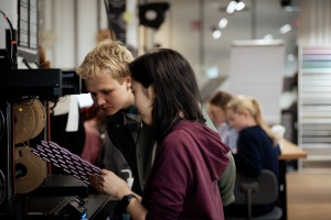 Make & Meet im MakerSpace