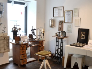 Die Geschichte der Zahnheilkunde und Zahntechnik