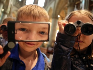 Kinderdom: Klangerlebnis Rudigierorgel