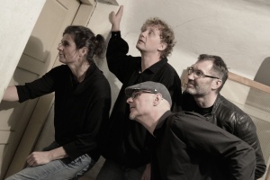 Exzellenzi – OPEN AIR