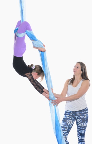 Aerial Kids Beginner Kurs – Luftakrobatik für Einsteiger*innen