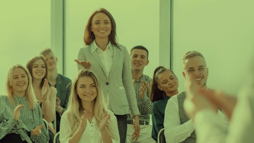 Teil 2: Wie kommuniziere ich mit Kolleg*innen und Kund*innen