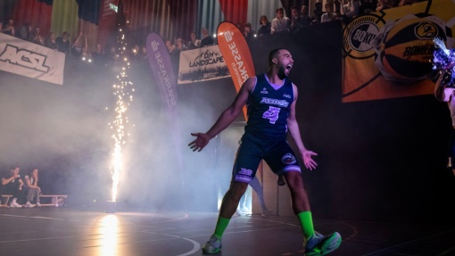 Buzz in der Kepler Hall: Astros fordern die BOKU Beez heraus