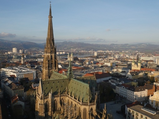 Turmbesteigung im Mariendom (68 m)