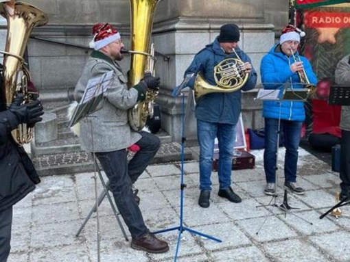 Live-Musik am Domplatz: Bläserquintett der Bundesbahnmusik Linz