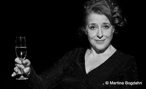 Luise Kinseher als Mary from Bavary