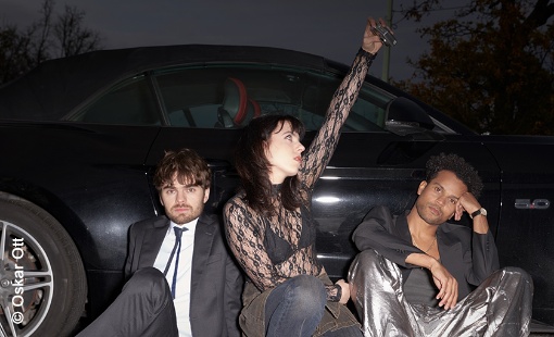 Sharktank / Blackout Problems / Frinc / Bucket / Stone Sober