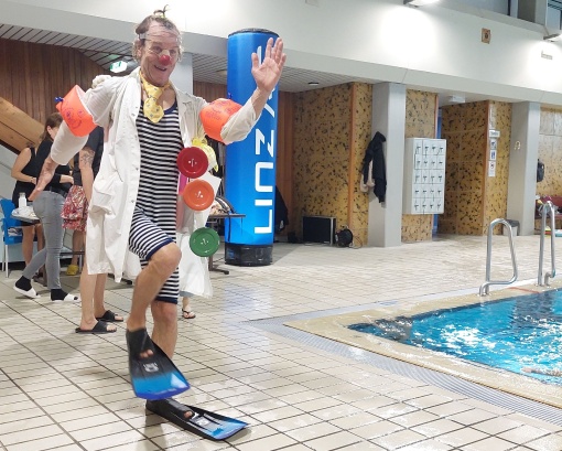 Benefizschwimmen für die CliniClowns OÖ