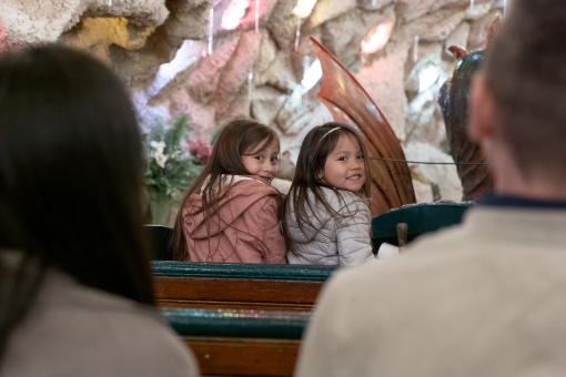 Frühlingsfest in der Grottenbahn