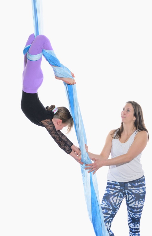 Aerial Kids Beginner Kurs – Luftakrobatik für Einsteiger*innen