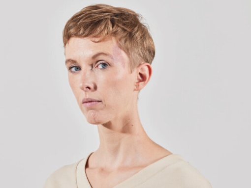 Sonja Pikart: Halb Mensch