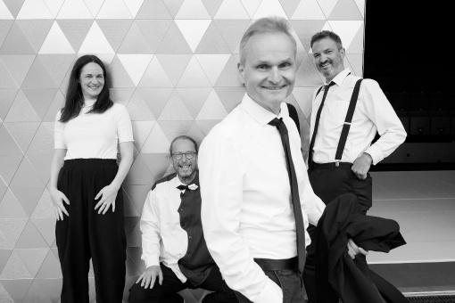 die zebras: Was läuft? Wir spielen, was euch bewegt! 